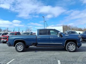 New 2026 Chevrolet Silverado 2500 High Country w/ High Country Premium Package AWD/4WD video 2