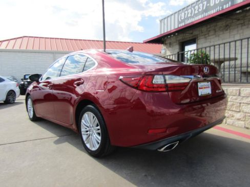 Used 2016 Lexus ES 350 w/ Premium Package w/Wood Trim FWD image 3