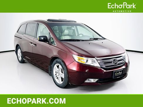 Used 2013 Honda Odyssey Touring image 1