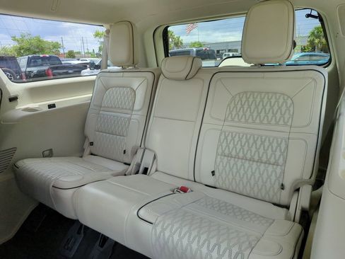 Used 2020 Lincoln Navigator L Black Label AWD/4WD image 21