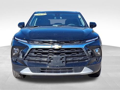 Certified 2025 Chevrolet Blazer LT FWD image 2