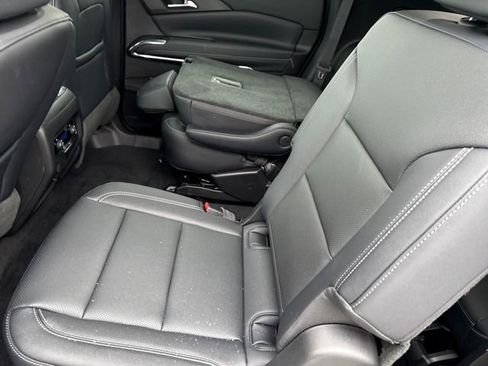 New 2026 Chevrolet Traverse LT w/ Driver Confidence Package AWD/4WD image 5