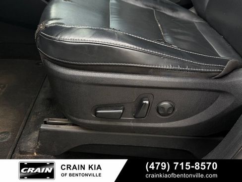 Used 2020 Kia Telluride S FWD image 11