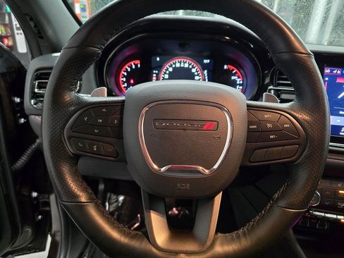 Used 2025 Dodge Durango GT RWD image 17