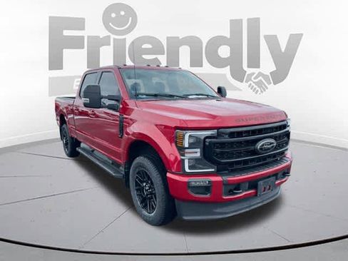 Used 2022 Ford F250 Lariat w/ Black Appearance Package image 3