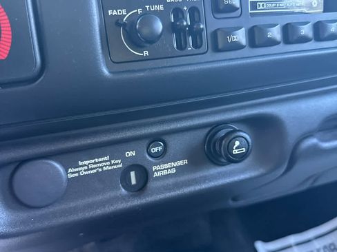 Used 1999 Dodge Dakota Sport image 21