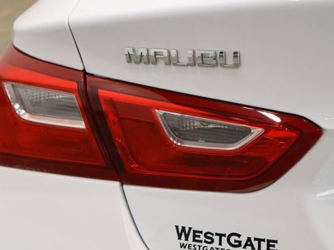 Used 2023 Chevrolet Malibu LT FWD image 39