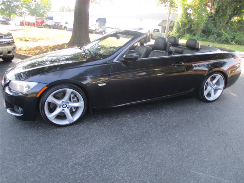 Used 2012 BMW 335i Convertible RWD image 4