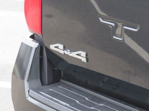 New 2026 Toyota Tacoma SR5 image 15