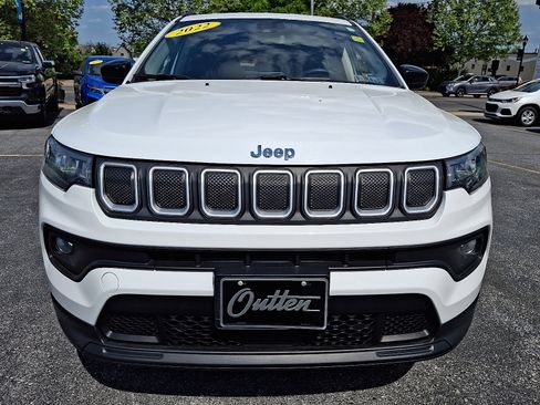 Used 2022 Jeep Compass Latitude AWD/4WD image 8