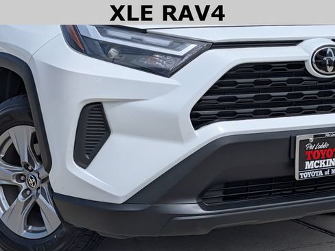 Used 2025 Toyota RAV4 XLE w/ Convenience Package FWD image 3