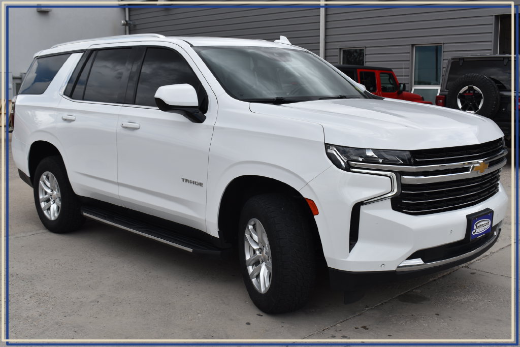 Used 2023 Chevrolet Tahoe LT AWD/4WD image 3