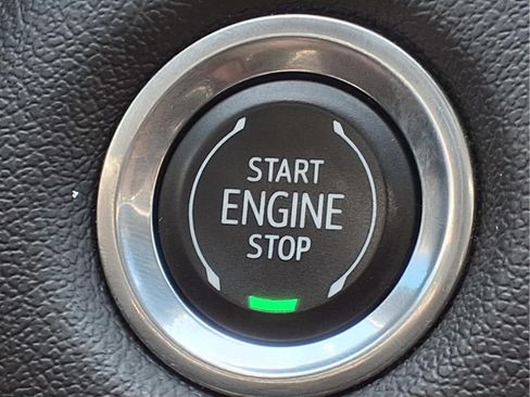 Used 2023 Chevrolet Colorado LT w/ LT Convenience Package RWD image 15