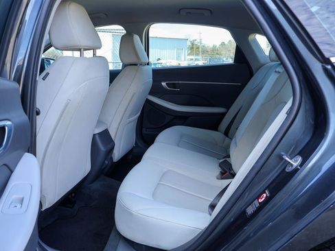 Used 2023 Hyundai Sonata SEL image 9