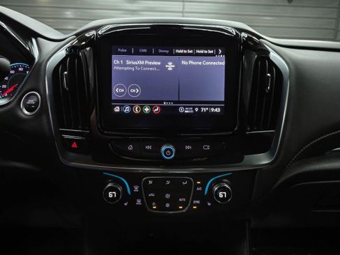Used 2023 Chevrolet Traverse LT AWD/4WD image 25