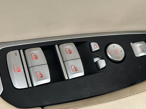 Used 2023 BMW X3 xDrive30i w/ Premium Package image 13