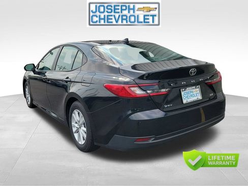 Used 2025 Toyota Camry LE FWD image 3