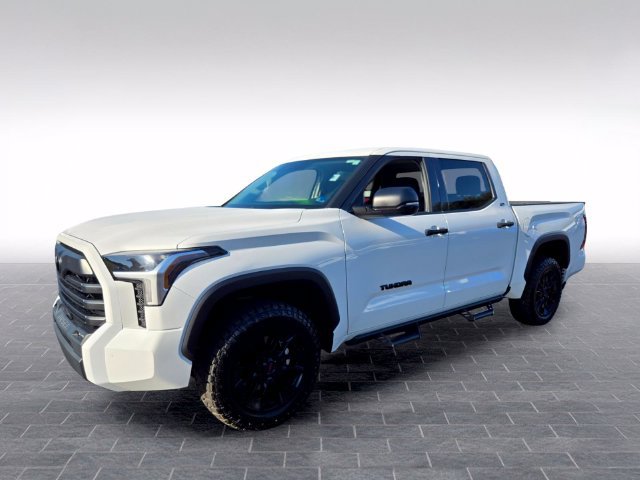 Used 2023 Toyota Tundra SR5 w/ SR5 Convenience Package AWD/4WD image 3