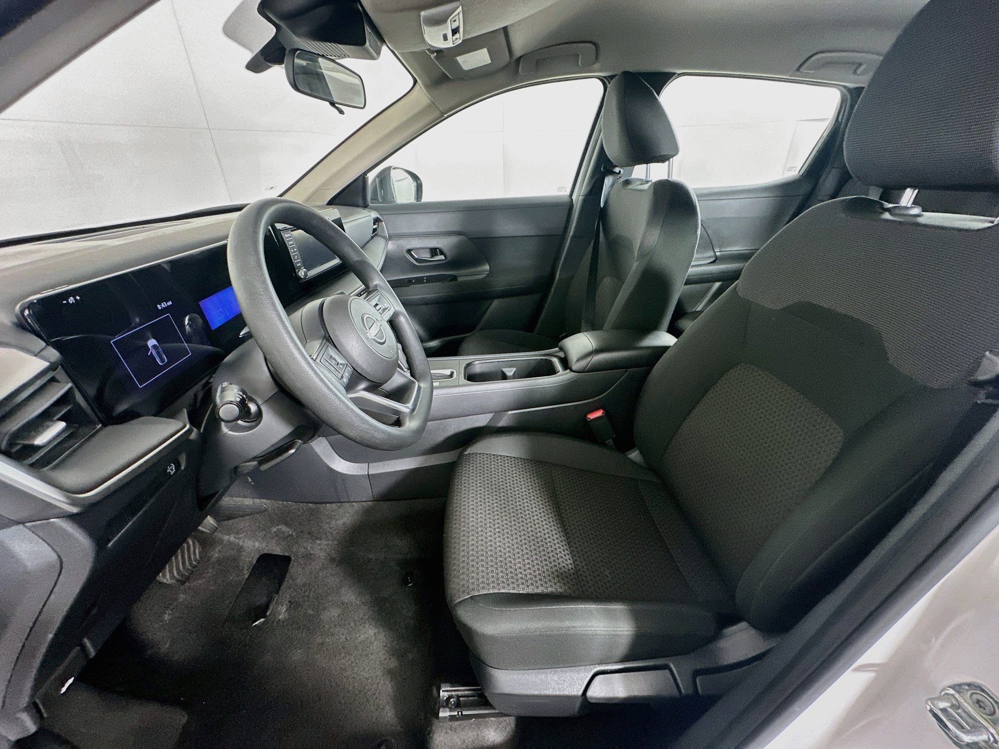 Used 2025 Nissan Kicks S FWD image 13