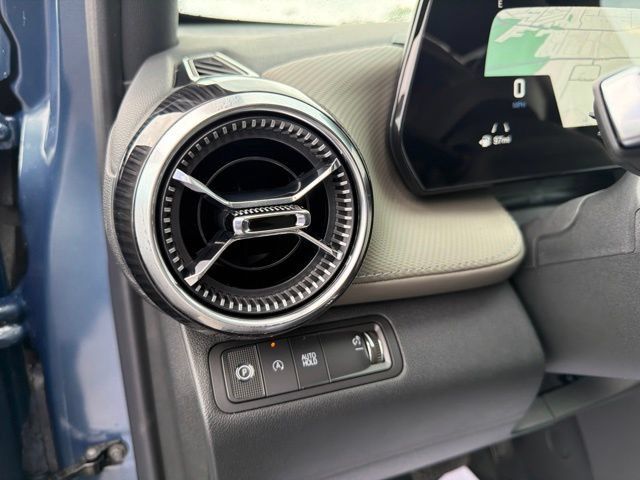New 2027 Chevrolet Equinox LT w/ Convenience Package II FWD image 27