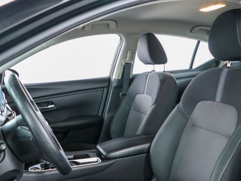 Used 2025 Nissan Sentra SV FWD image 23