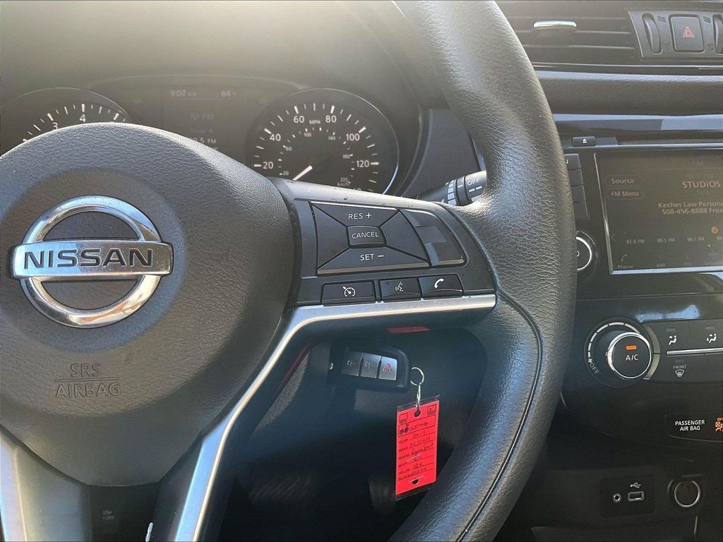 Used 2019 Nissan Rogue Sport S w/ Appearance Package AWD/4WD image 23