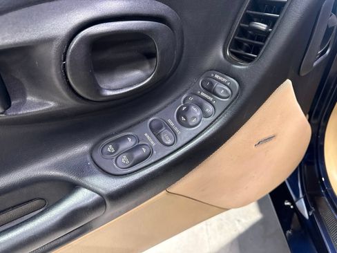 Used 1999 Chevrolet Corvette Convertible w/ Memory Pkg RWD image 23