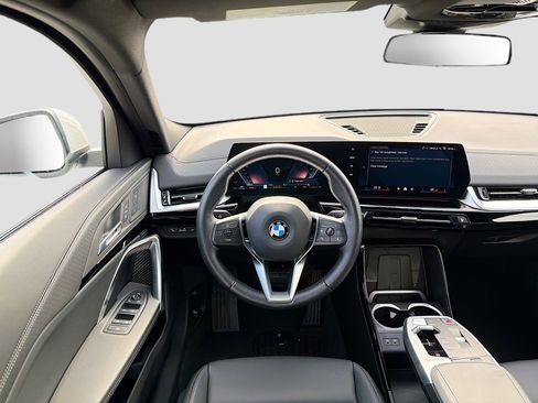 Certified 2025 BMW X2 xDrive28i w/ Convenience Package image 18