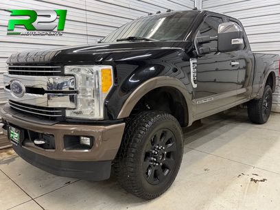 Used 2017 Ford F250 Lariat w/ Chrome Package