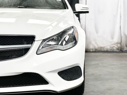 Used 2015 Mercedes-Benz E 400 4MATIC Coupe image 4