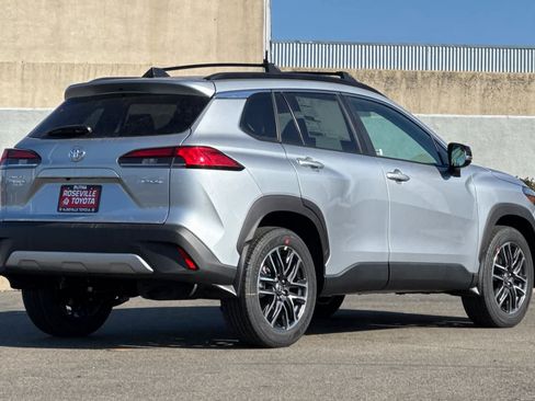 New 2026 Toyota Corolla Cross XLE image 2