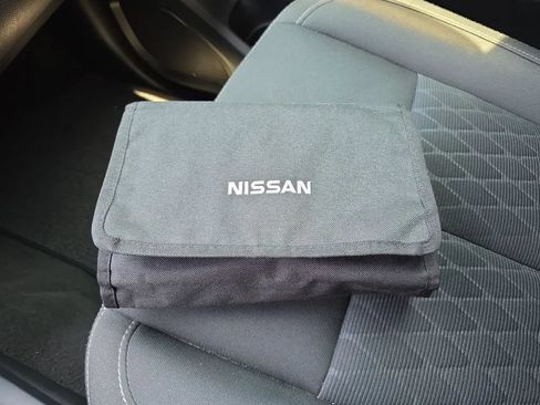 Used 2019 Nissan Titan SV w/ SV Convenience Package RWD image 36