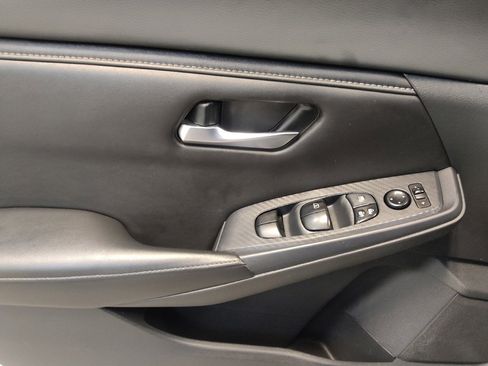 Used 2022 Nissan Sentra SV FWD image 27