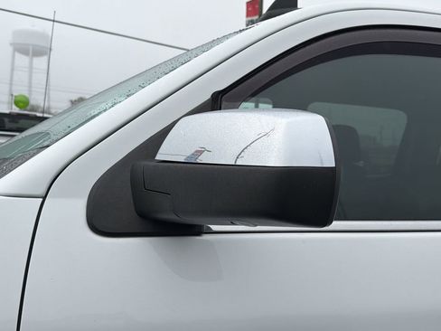 Used 2018 Chevrolet Silverado 1500 LTZ image 30