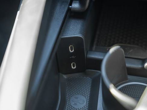 New 2026 Mercedes-Benz E 53 AMG e 4MATIC Sedan image 25