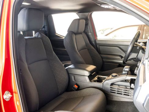 Used 2024 Toyota Tacoma 4x4 Double Cab image 24