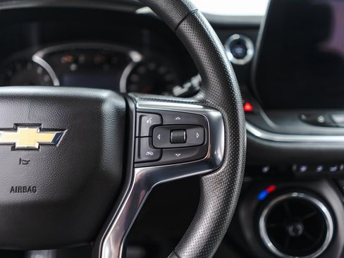 Used 2024 Chevrolet Blazer LT w/ Convenience Package image 12