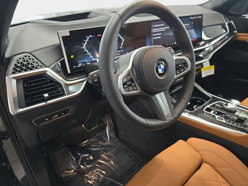New 2026 BMW X7 xDrive40i w/ M Sport Package image 13