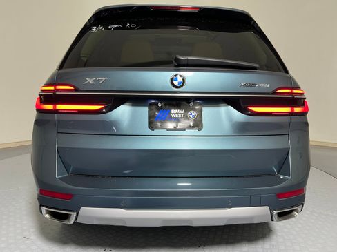 Certified 2023 BMW X7 xDrive40i w/ Executive Package image 10