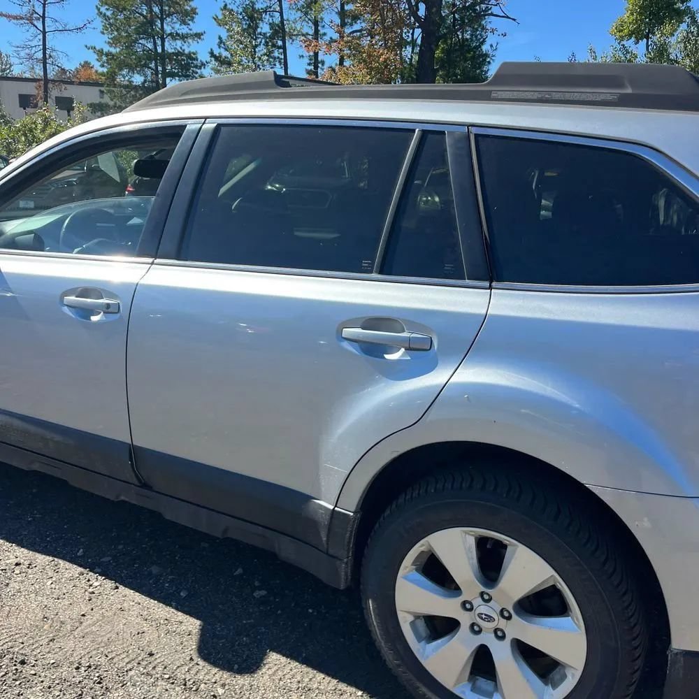Used 2012 Subaru Outback 2.5i Limited AWD/4WD image 6