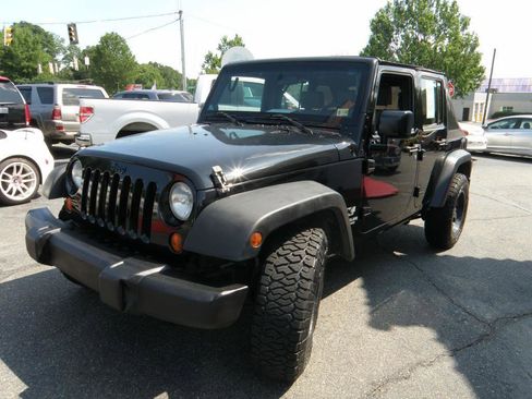 Used 2008 Jeep Wrangler Unlimited X image 5