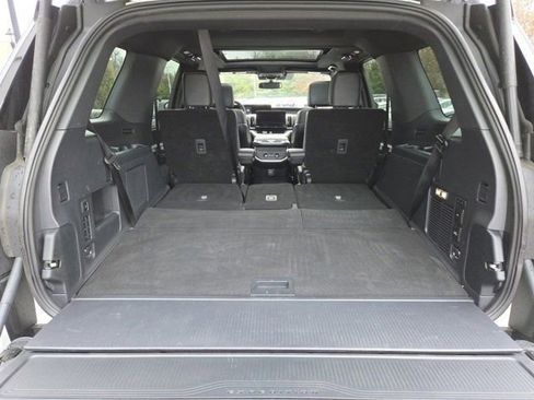 Used 2025 Ford Expedition Tremor image 31