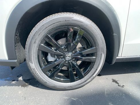 New 2026 Honda HR-V Sport image 10