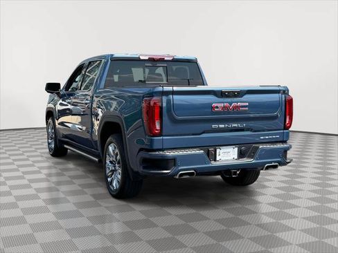 Used 2025 GMC Sierra 1500 Denali w/ Denali Reserve Package AWD/4WD image 5