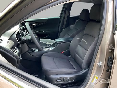 Used 2023 Chevrolet Malibu LT FWD image 24