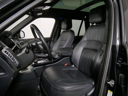 Used 2022 Land Rover Range Rover Westminster Edition image 11