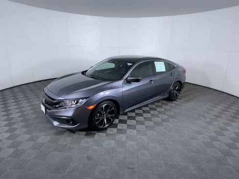 Used 2020 Honda Civic Sport image 4