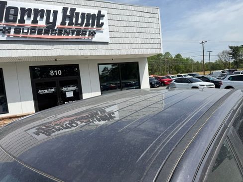 Used 2023 RAM 1500 Laramie image 12