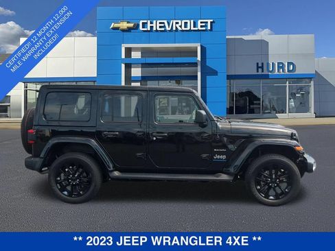 Used 2023 Jeep Wrangler Unlimited Sahara w/ Cold Weather Group AWD/4WD image 3