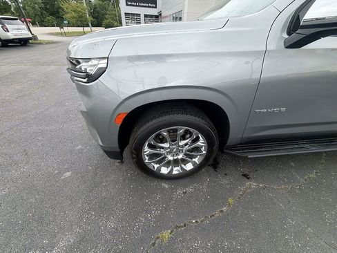 Used 2024 Chevrolet Tahoe Premier AWD/4WD image 10
